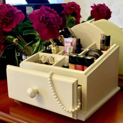 Комодик для косметики и украшений