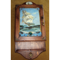 Большая ключница с полочкой Парусник