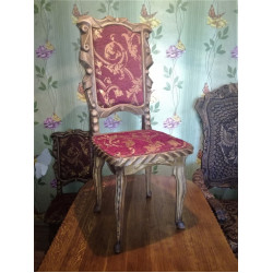 Резные дубовые стулья ручной работы